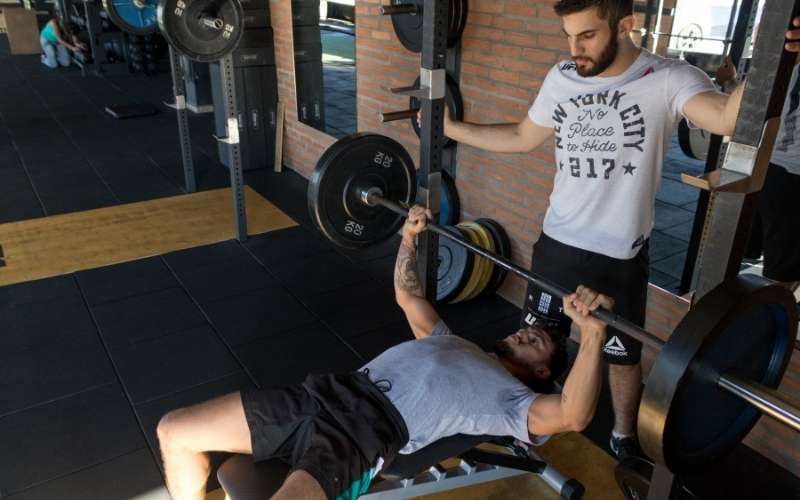 man doing barbell